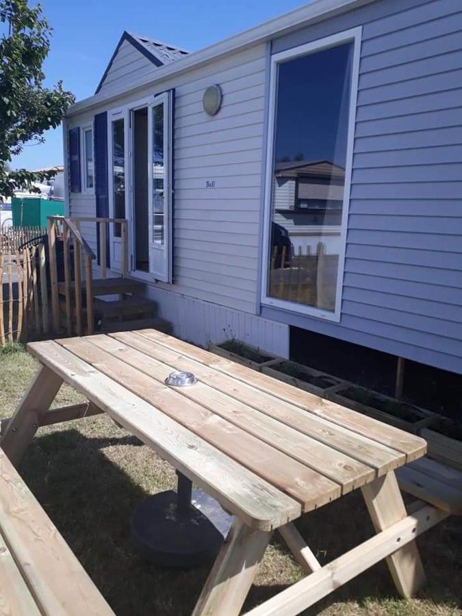 Stacaravan 4Pers In Bredene Met Eigen Tuintje 2449 Exterior photo